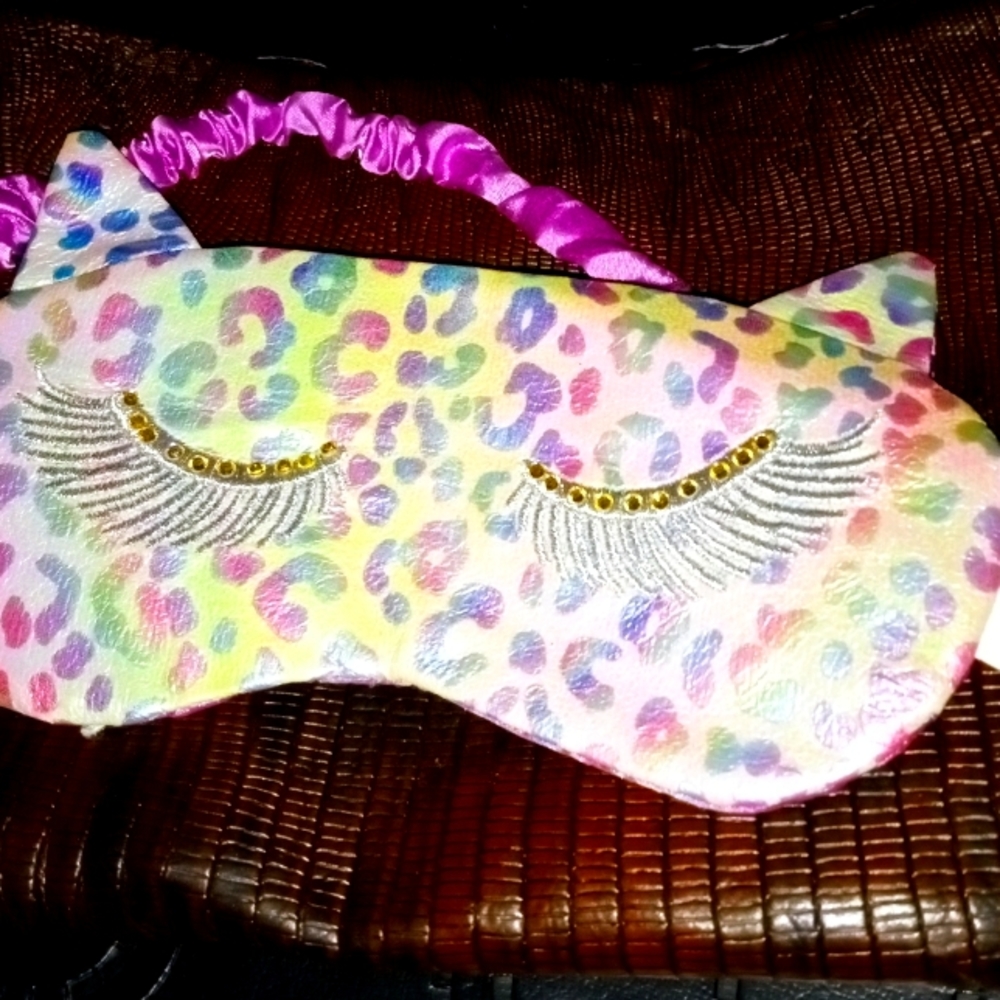 Sleeping mask